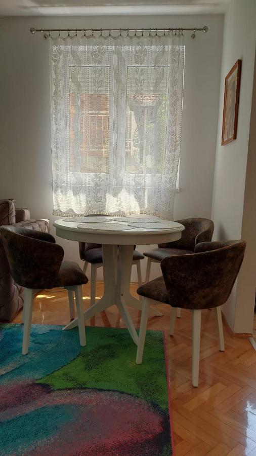 ורסאק Apartman Milica מראה חיצוני תמונה